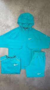 Ensemble NIKE