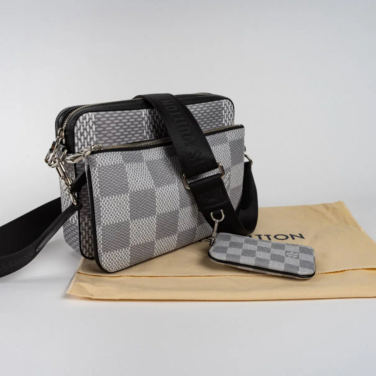 Louis Vuitton Sac Messenger Trio